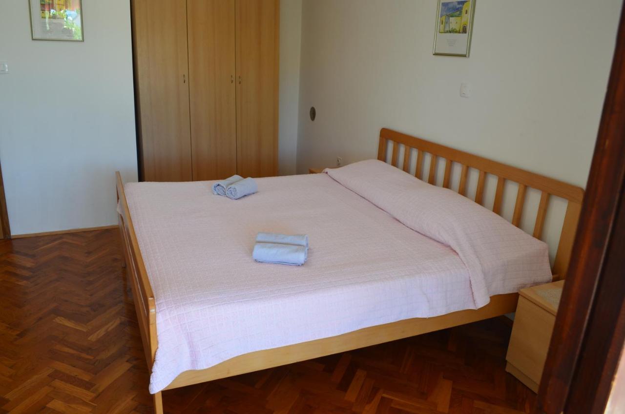 Apartments Mare Malinska Dış mekan fotoğraf