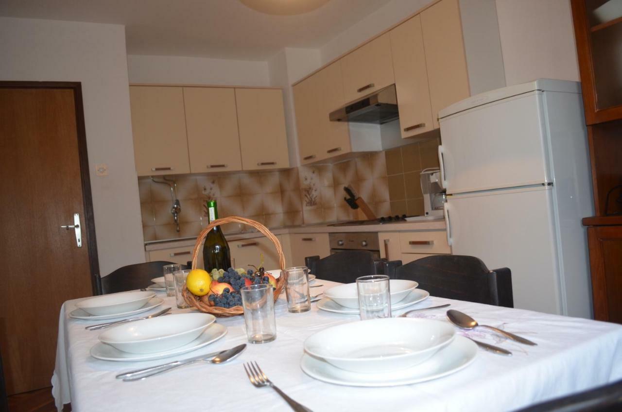 Apartments Mare Malinska Dış mekan fotoğraf