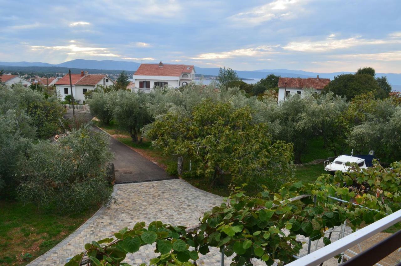 Apartments Mare Malinska Dış mekan fotoğraf