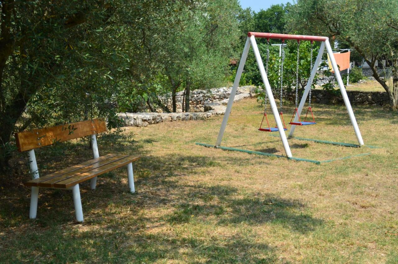 Apartments Mare Malinska Dış mekan fotoğraf