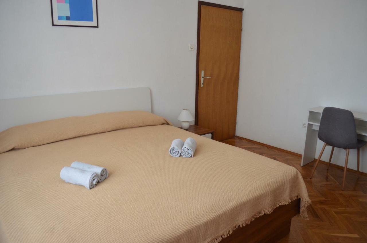 Apartments Mare Malinska Dış mekan fotoğraf